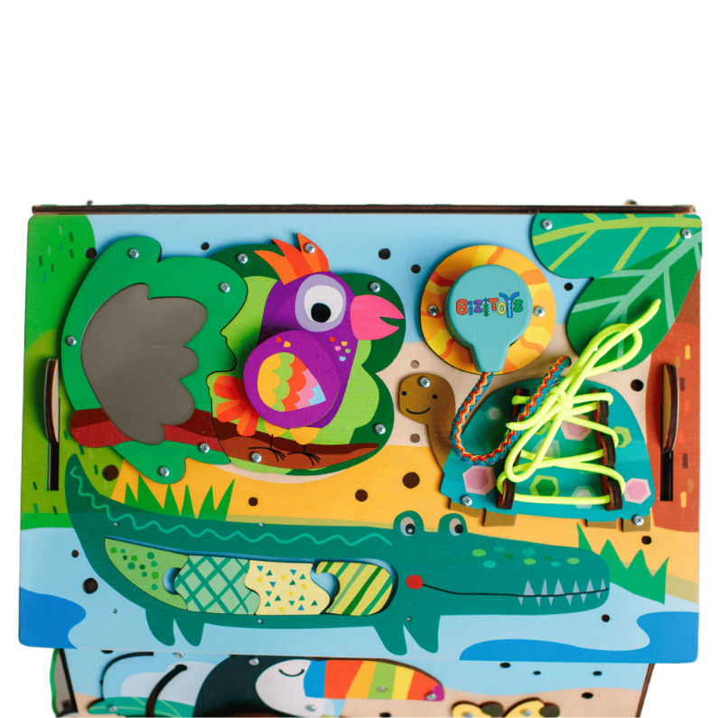 Jungle zabawka Montessori — dziecko bawi się zabawką - 5