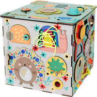 XL drewniana zabawka — ścianka z aktywnościami