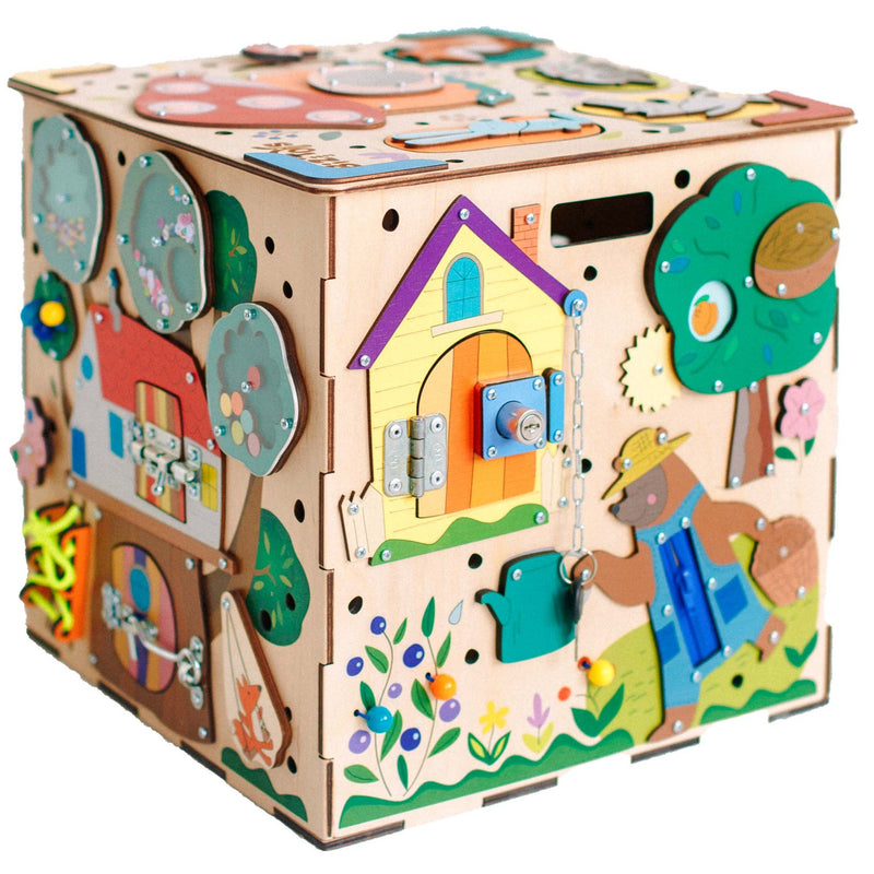 Busy Cube XL Forest widok z boku — kostka sensoryczna 35 cm z zębatkami i labiryntem - 6